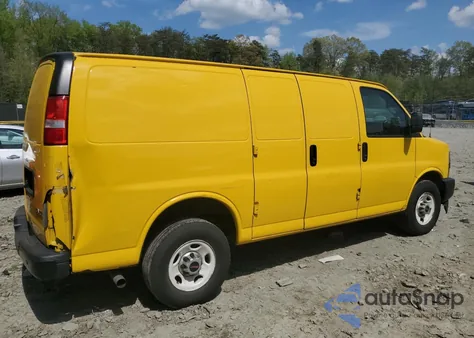 2021 GMC Savana G2500 z USA, uszkodzony, nr VIN 1GTW7AFP4M1176601